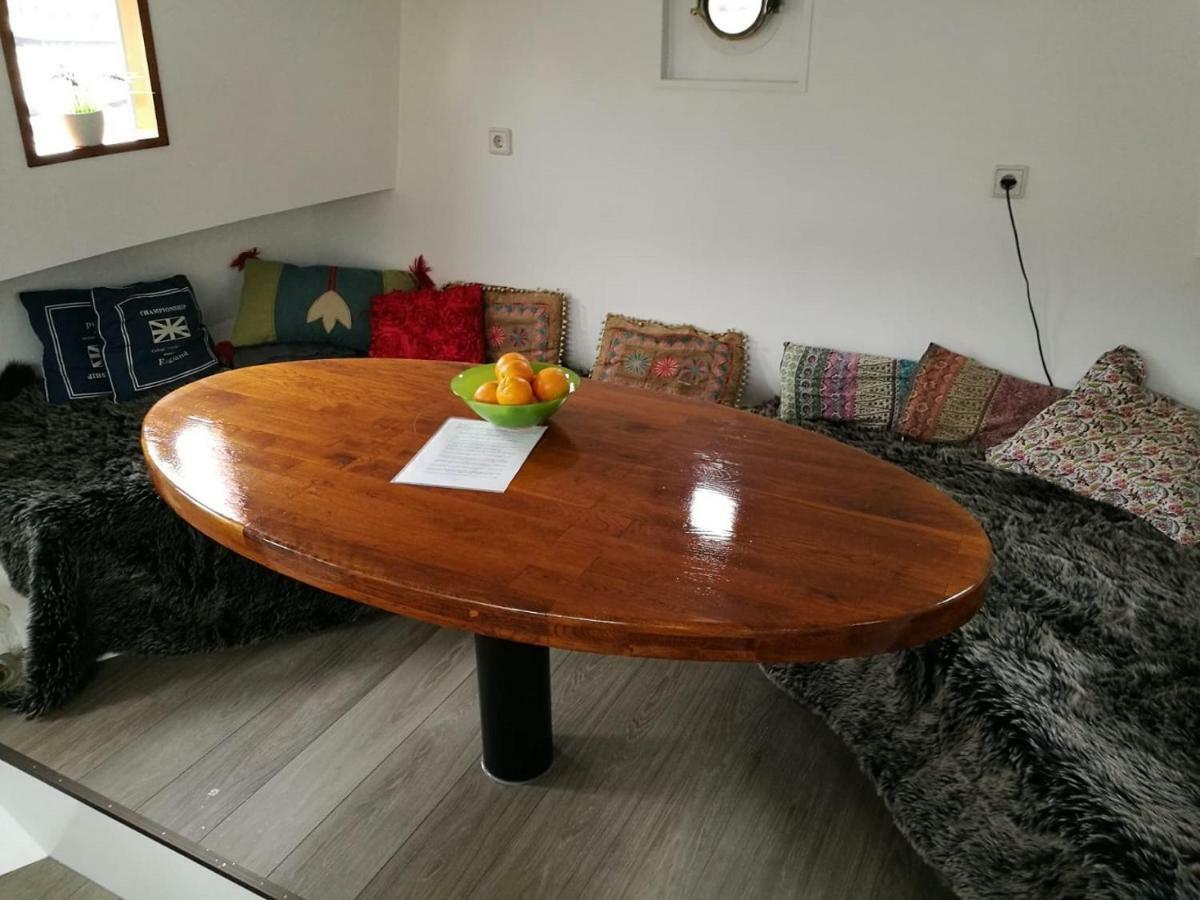 アムステルダムHouseboat Roseアパートメント エクステリア 写真